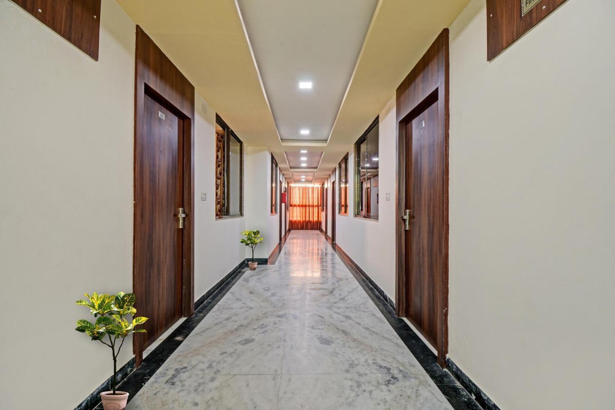 Collection O The Sunrise Otel Udaipur Dış mekan fotoğraf